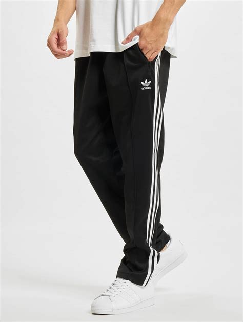 Schwarze adidas Hosen online entdecken 